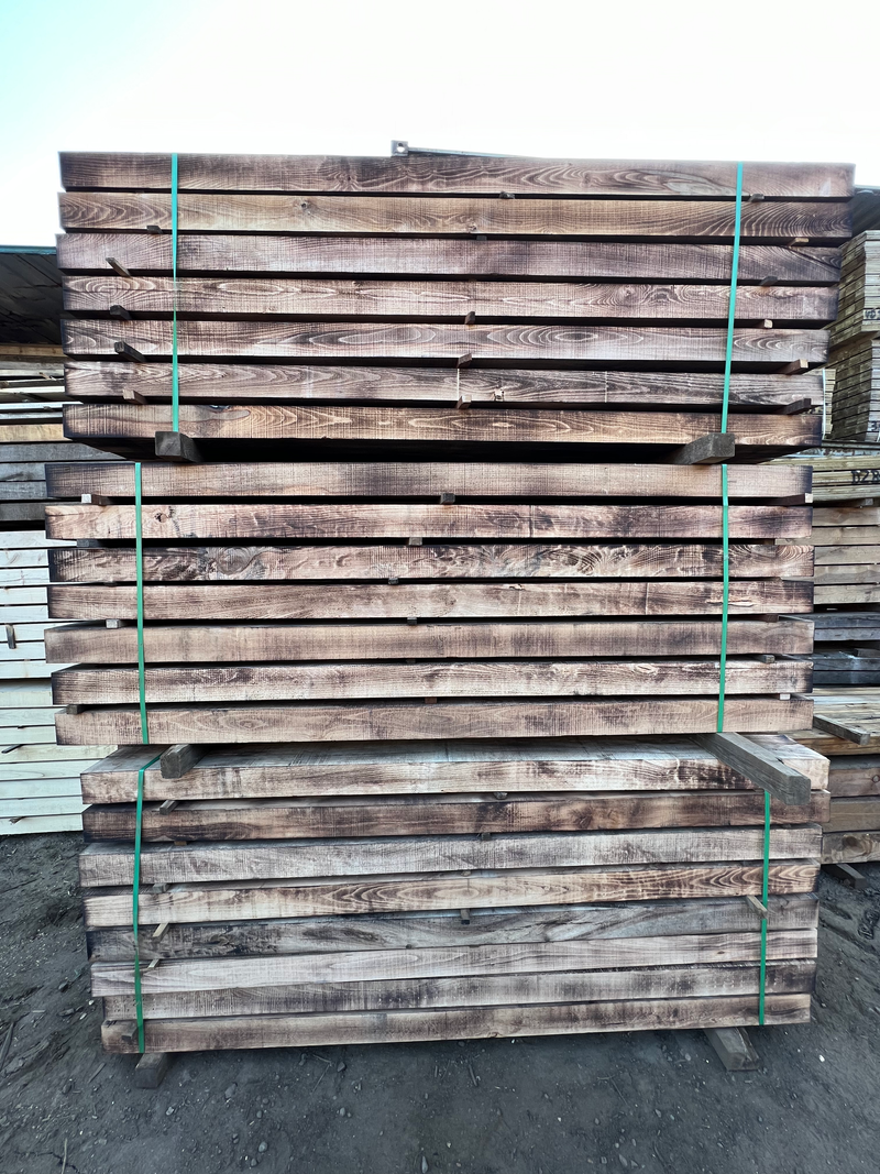 Load image into Gallery viewer, New Special Hardwood L.Oak Railway Sleepers (2400mm x 200mm x 100mm)
