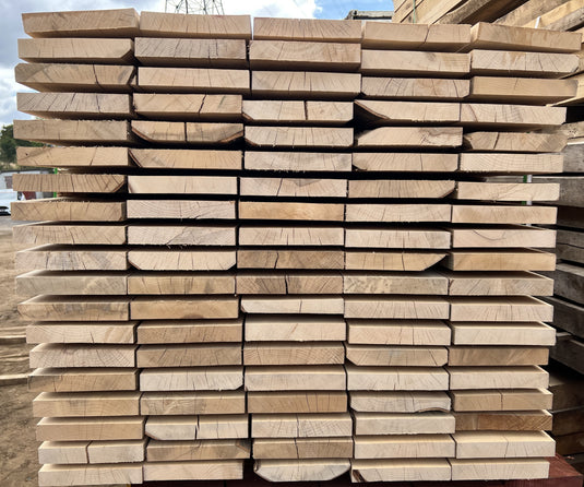 New Hardwood L.Oak Boards (2400mm x 200mm x 30mm)