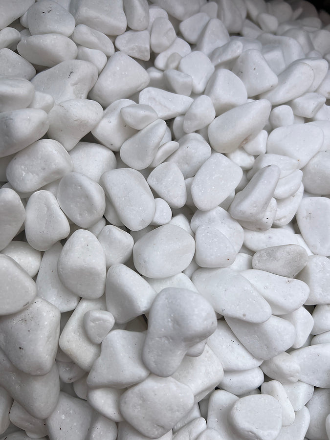Load image into Gallery viewer, Pearl White Shimmering Pebbles 10-25mm - Bulk Bag
