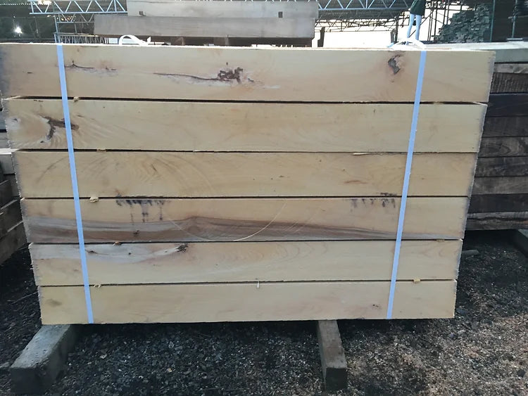 Load image into Gallery viewer, NEW Hardwood L. Oak Baulk Timber Beams (1500mm x 300mm x 150mm)
