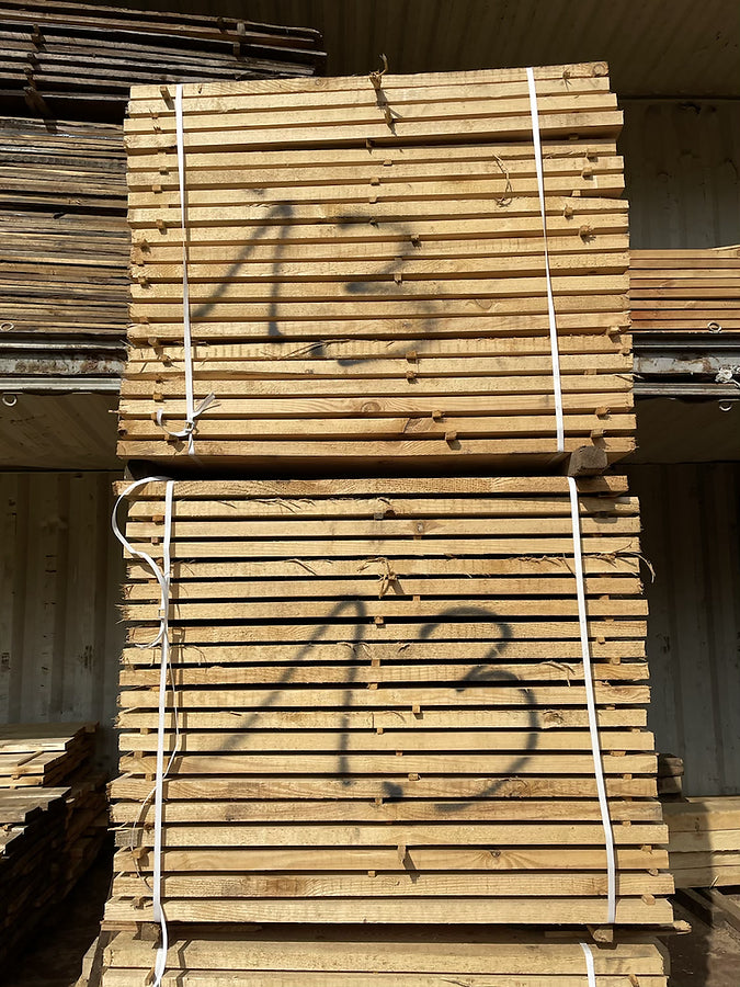 Load image into Gallery viewer, NEW Untreated Unbanded Scaffold Boards/Planks (1300-1200mm x 225mm x 38mm)
