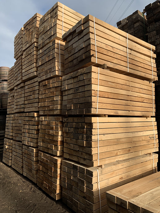 New Hardwood L.Oak Railway Sleepers (2400mm x 200mm x 100mm)