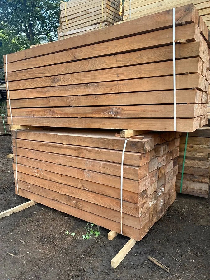 Load image into Gallery viewer, New Brown Treated Hardwood L.Oak Railway Sleepers (2400mm x 200mm x 100mm)
